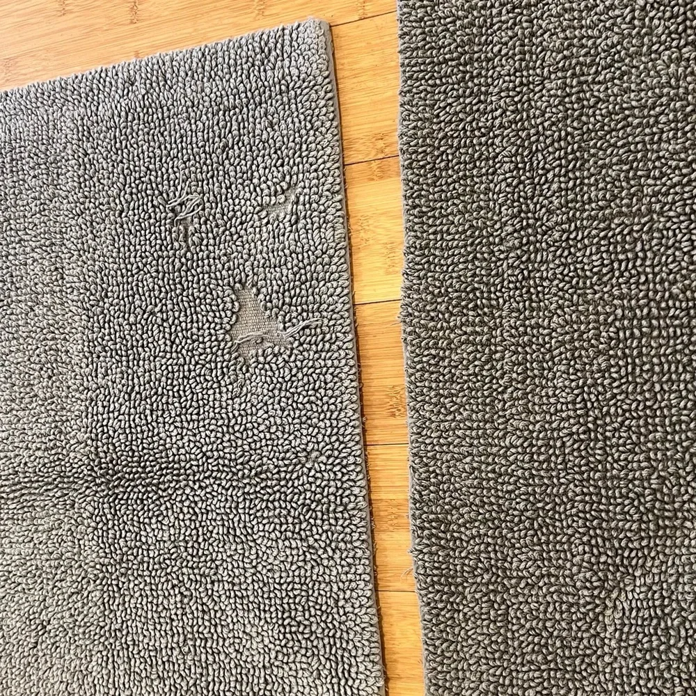 PB Classic Organic Loop Bath Mat